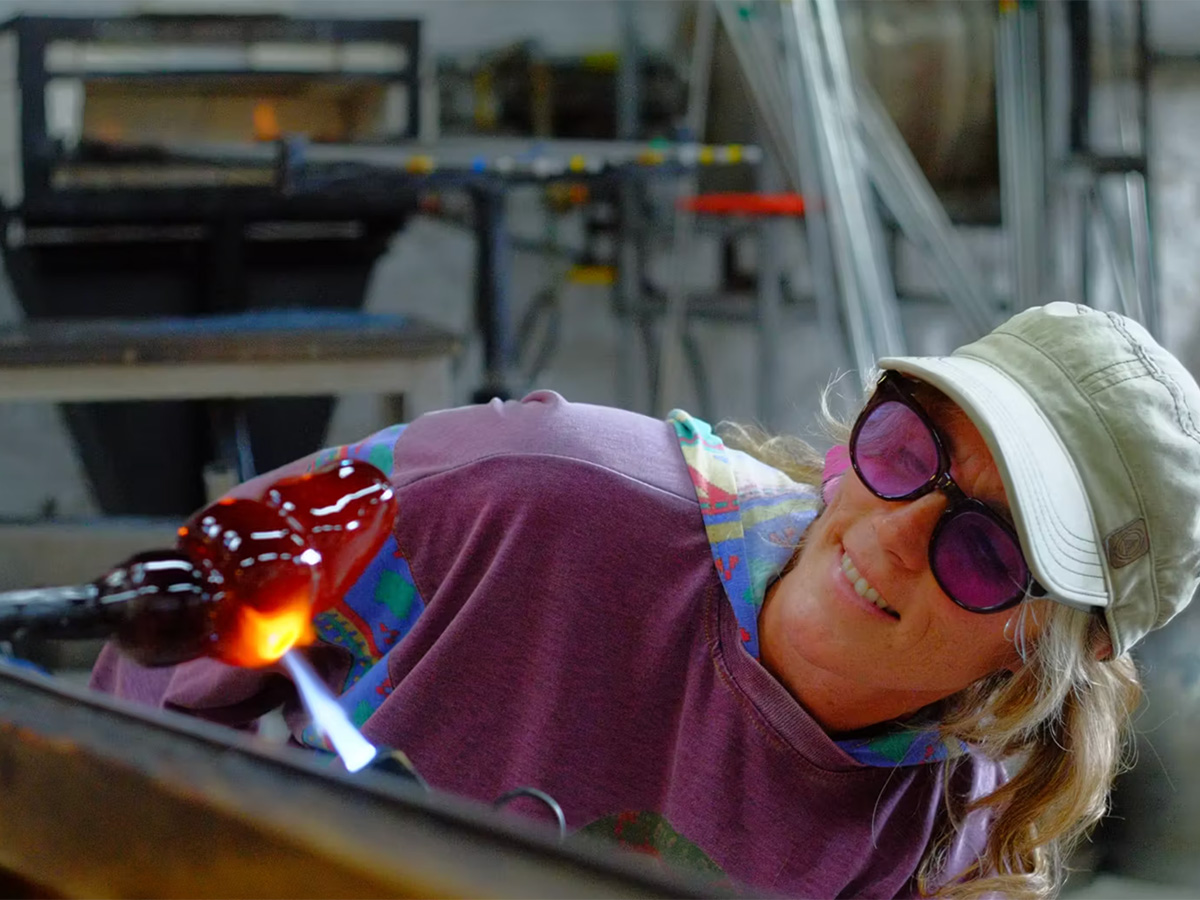 Making the Blue Ground Beetle in Glass – Film